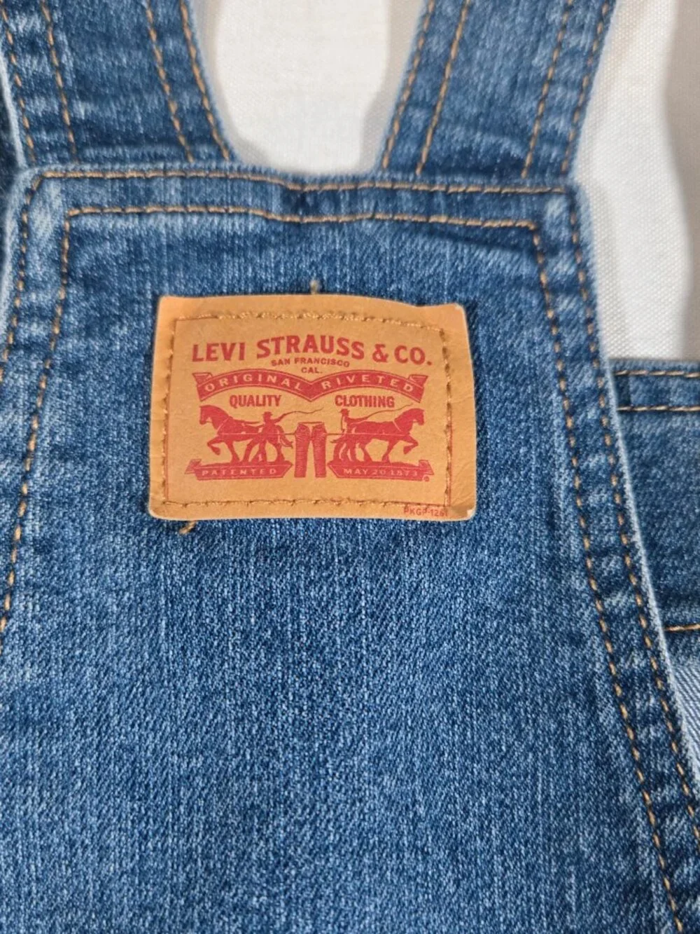Levi’s Girls Size 8 Denim Overall Dress Blue Jean Jumper Pinafore Stretch